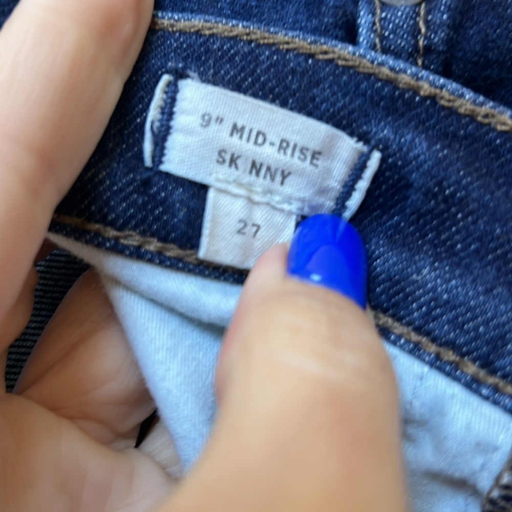 Madewell 9" Skinny Mid-Rise Jeans - Picture 5 of 13